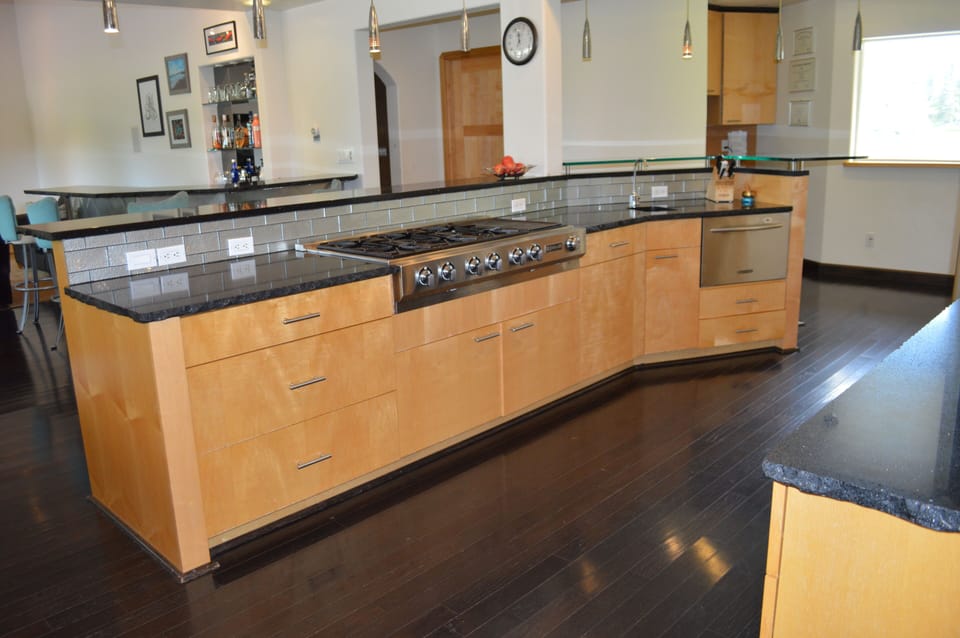 kenmore 3 burner range with viking hood fan two dishwashers and wet bar
