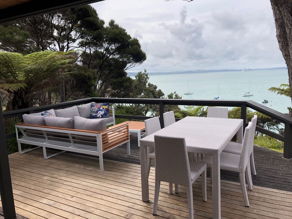 Outdoor dining and seating