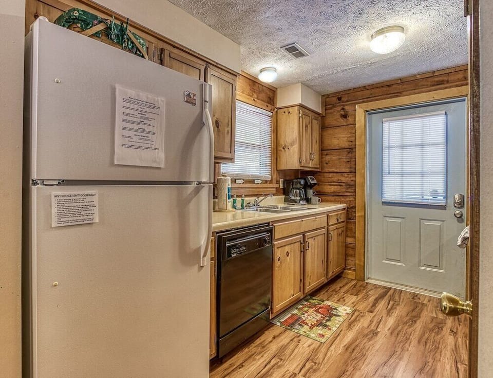 Our Mountain Memories' fully equipped kitchen