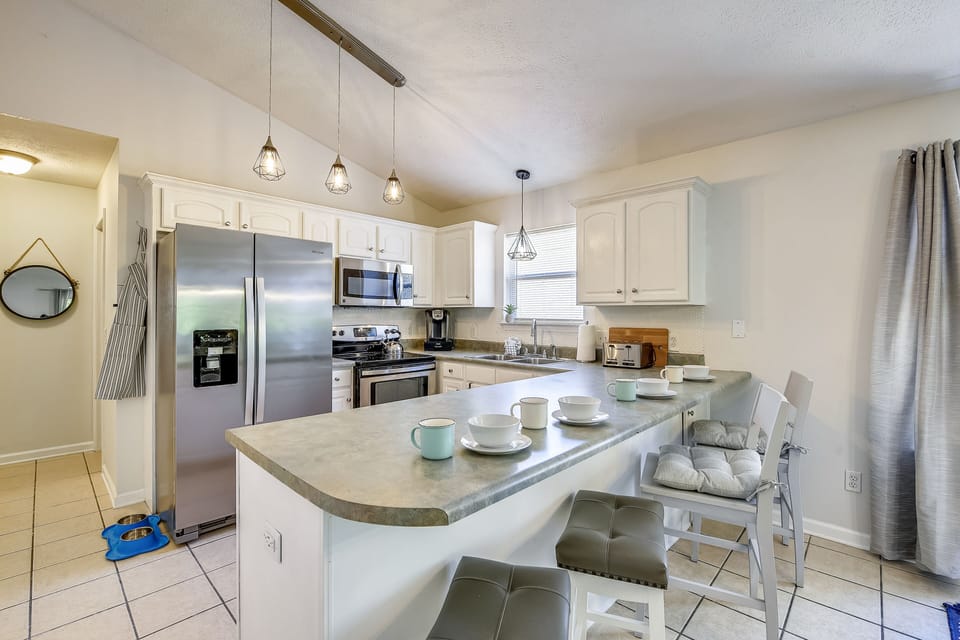 Full Size Kitchen with Bar Seating