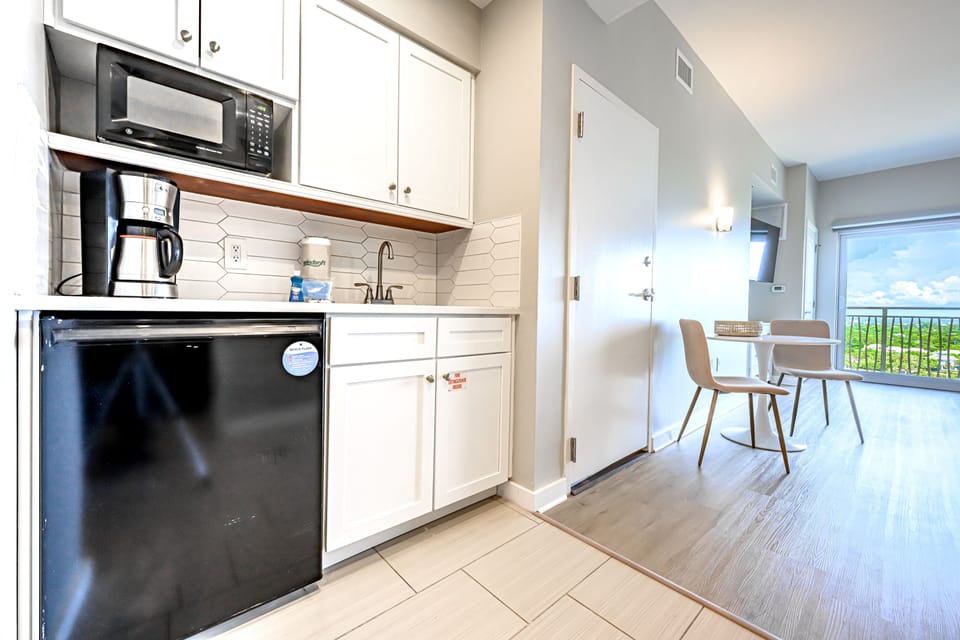 Studio Kitchenette