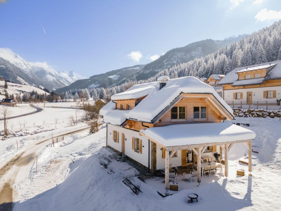 Holiday Home Exterior [winter]