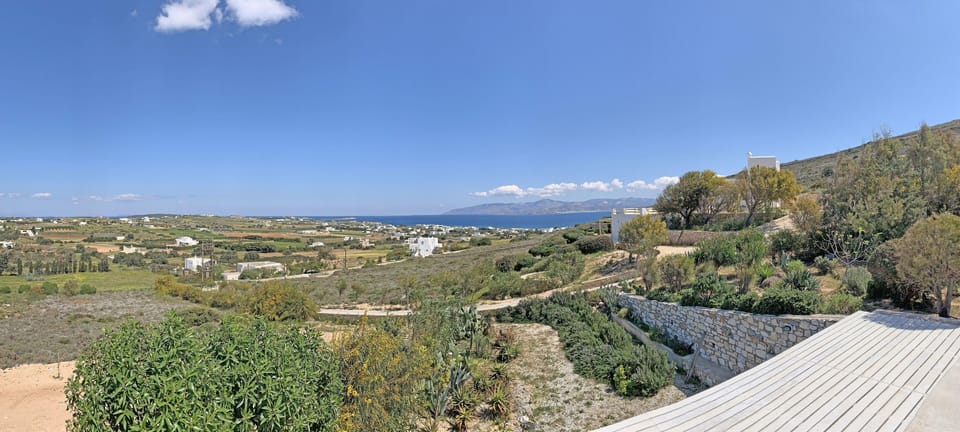 Joy House with sea view near the beach House in Paros, Greece
