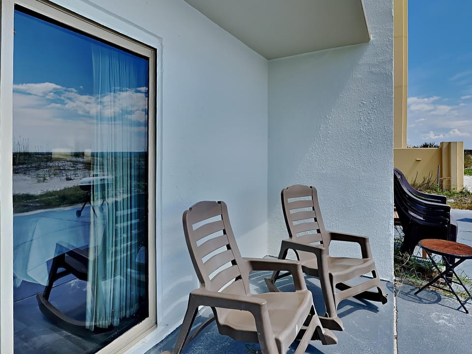 Outdoor Seating