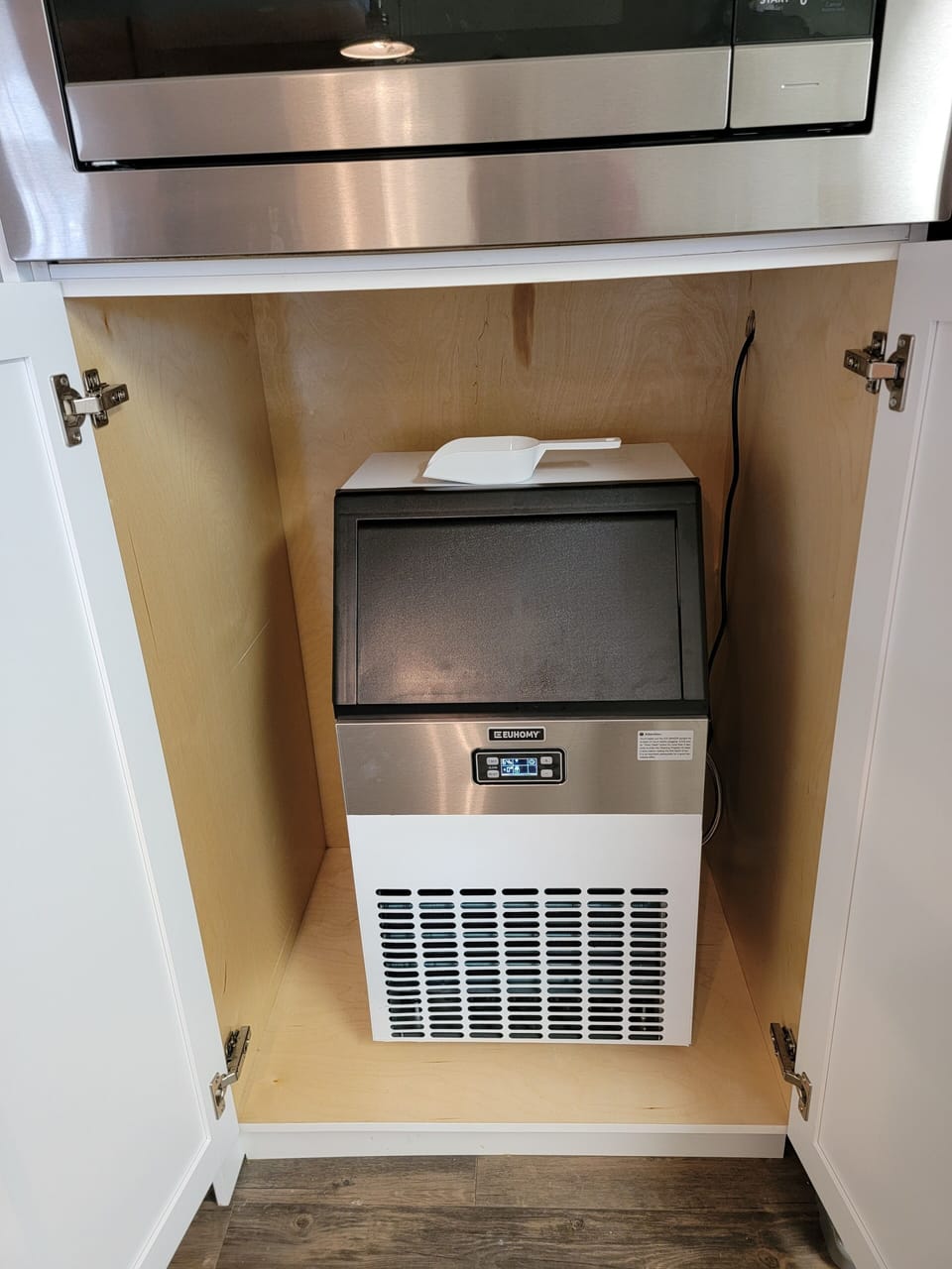 Fill your coolers with ice from a commercial grade ice maker for the boat rides.