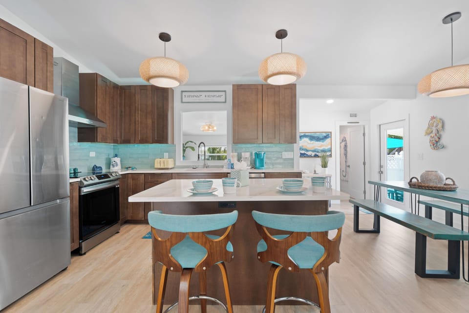 Stunning kitchen.