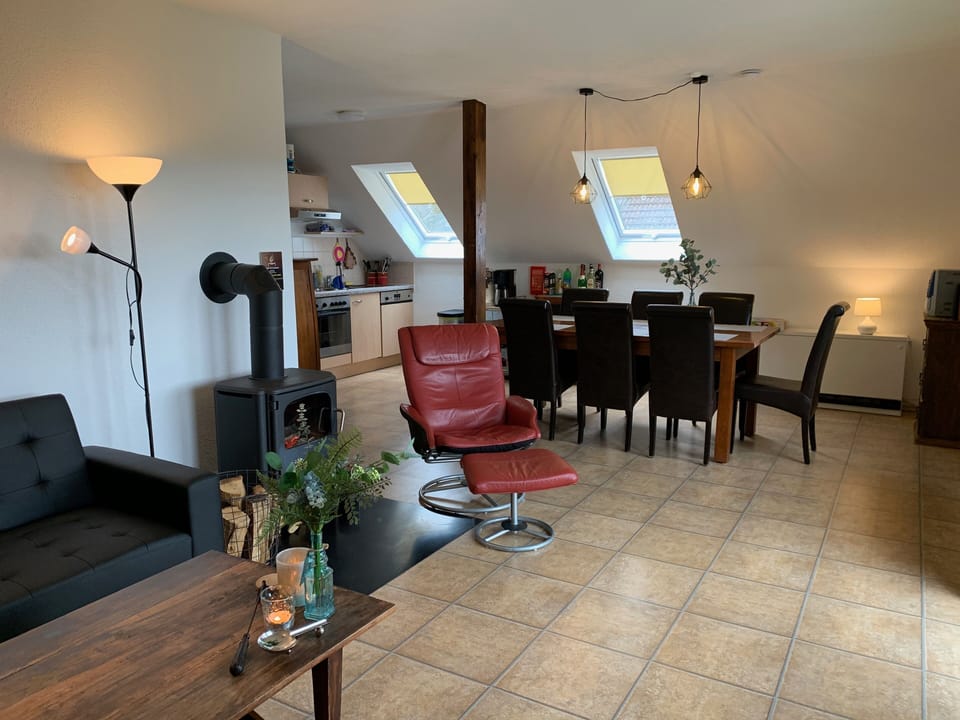 TV, fireplace, DVD player