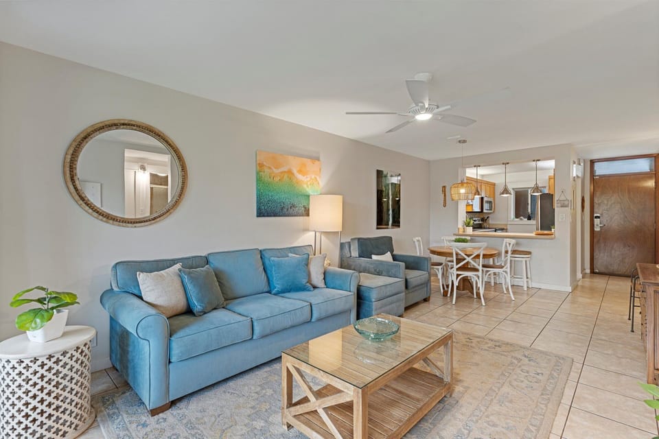 Lots of seating for guest to relax