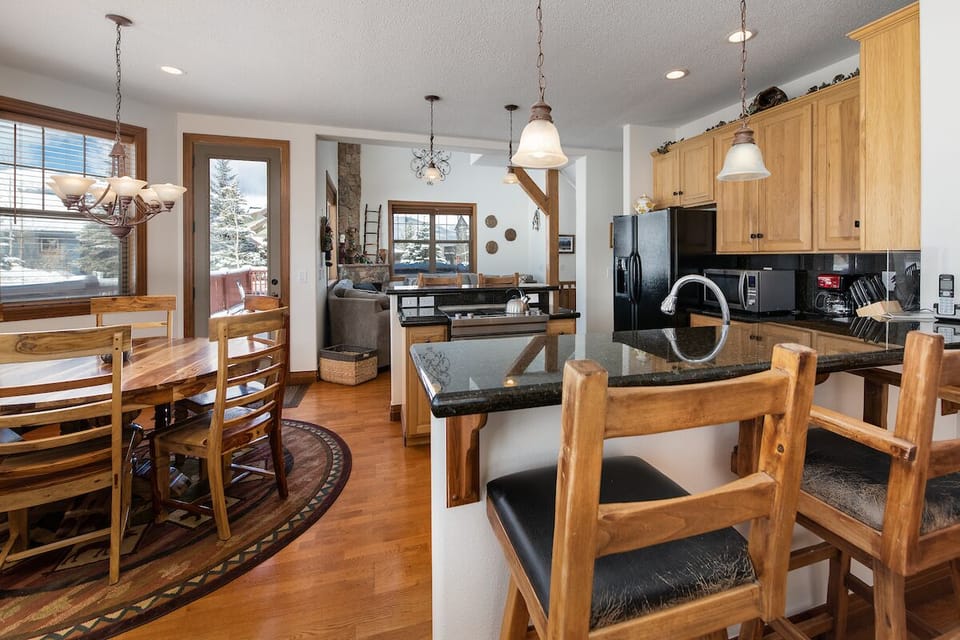 Kitchen and dining area