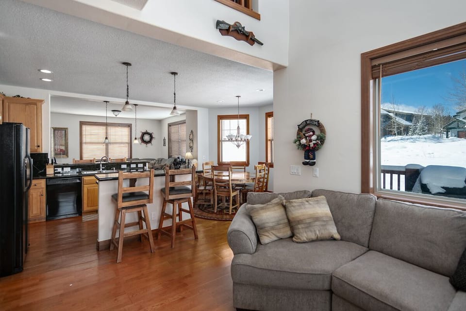 Kitchen located on the main level