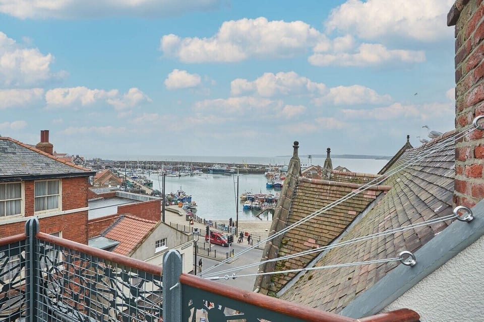 Berkano @ The Merchants Quarters, Scarborough - Stay North Yorkshire