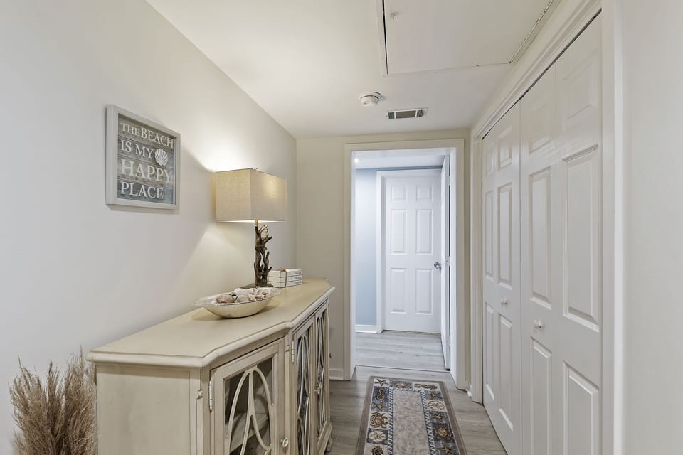 Entry | 1838 Beachside Tennis - Entry | 1838 Beachside Tennis