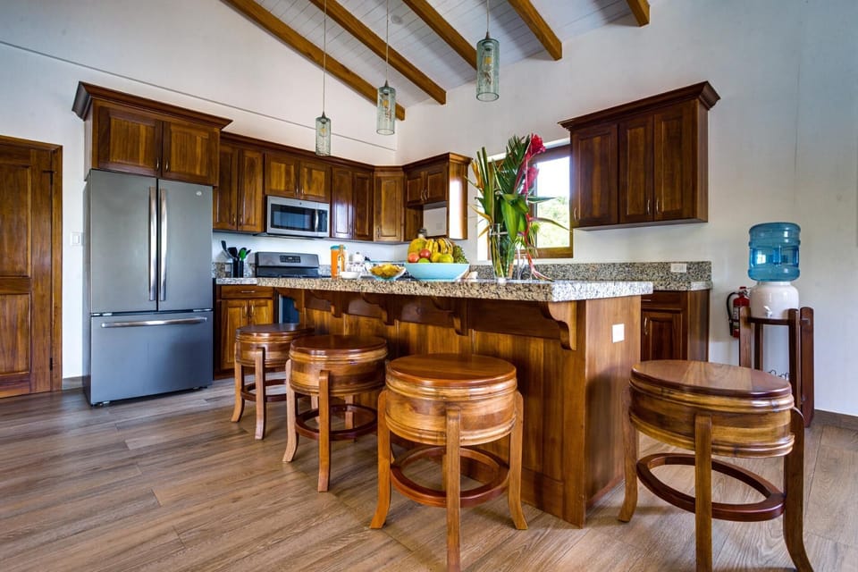 Breakfast bar.