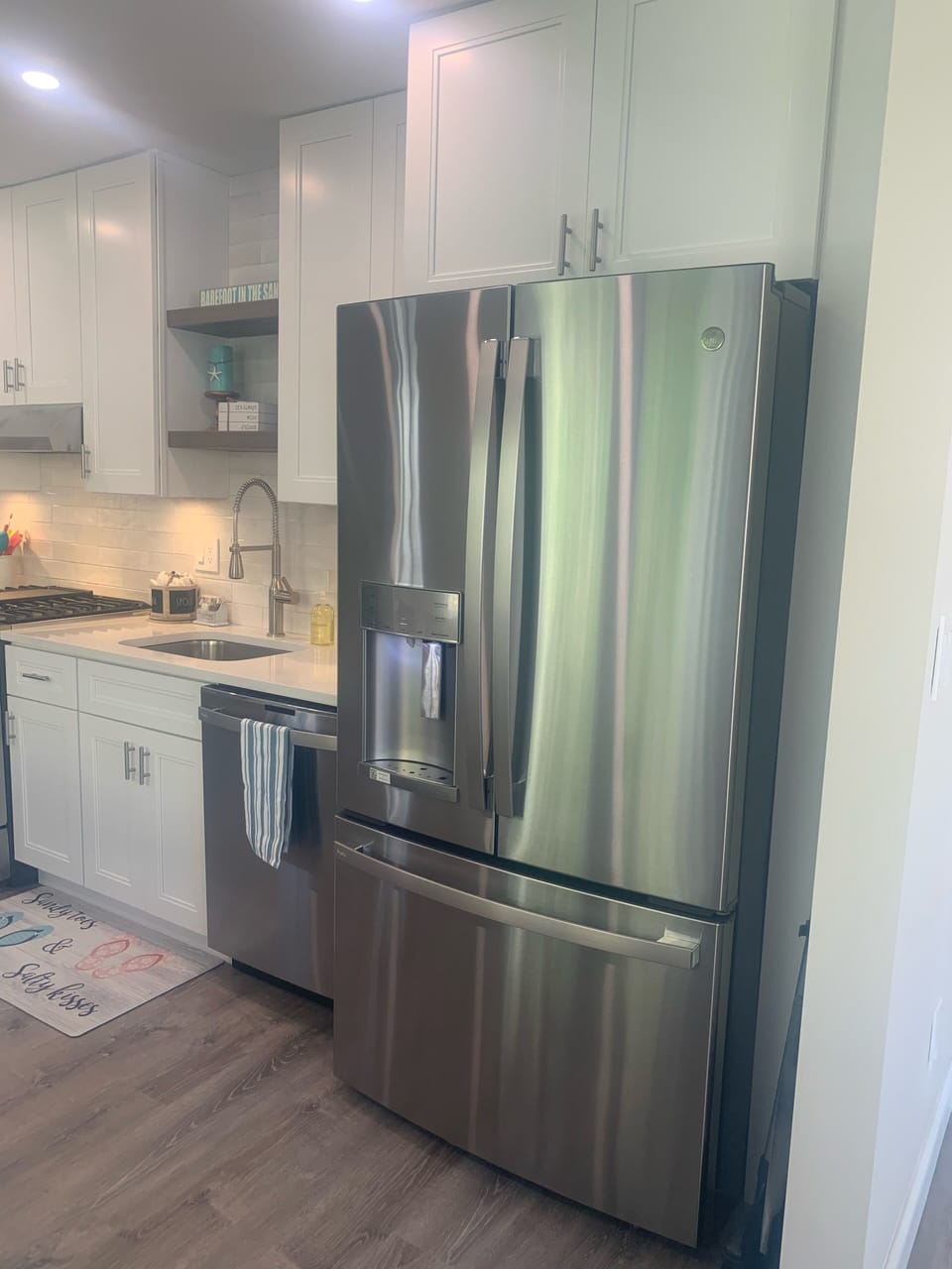 Kitchen- all new appliances 