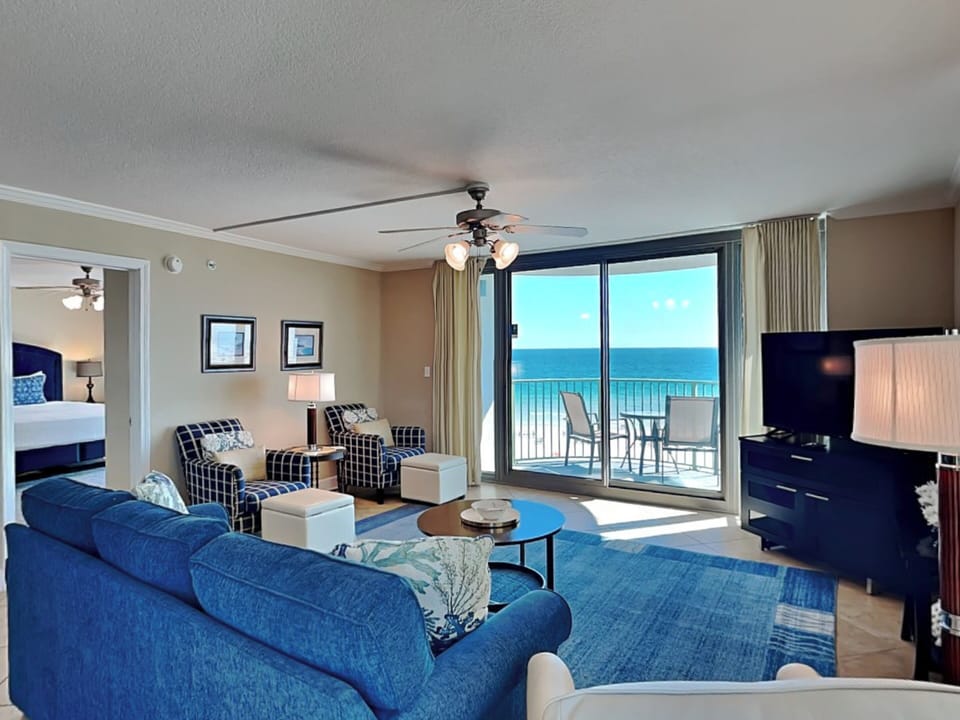 Living Room - Smart TV and Balcony Access