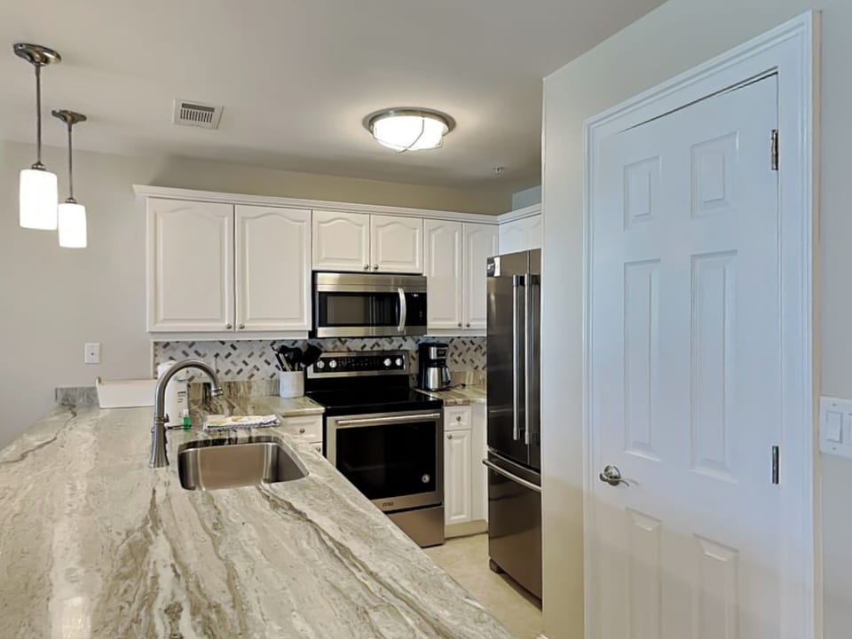 Kitchen - Modern Appliances