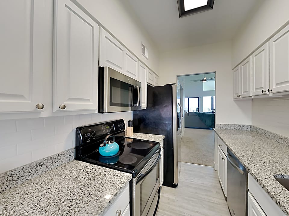 Kitchen | 2nd Floor
