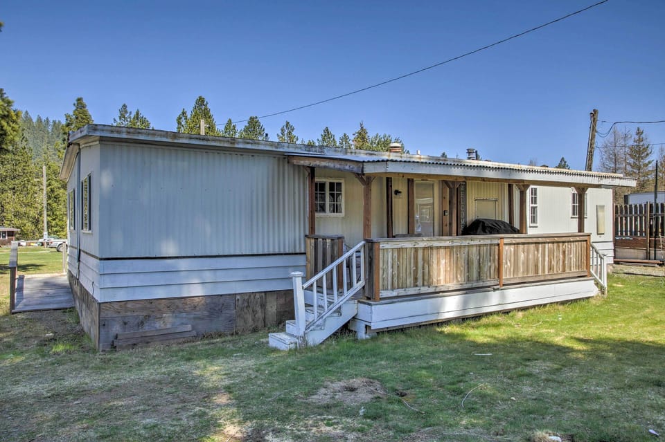 Home Exterior | Pet Friendly w/ Fee | Step-Free Ramp