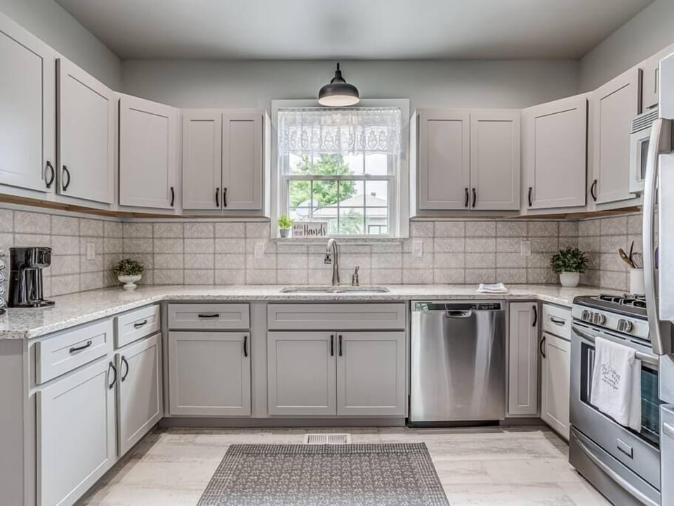 Fully remodeled kitchen with coffee maker, crockpot, toaster oven, keurig coffee maker