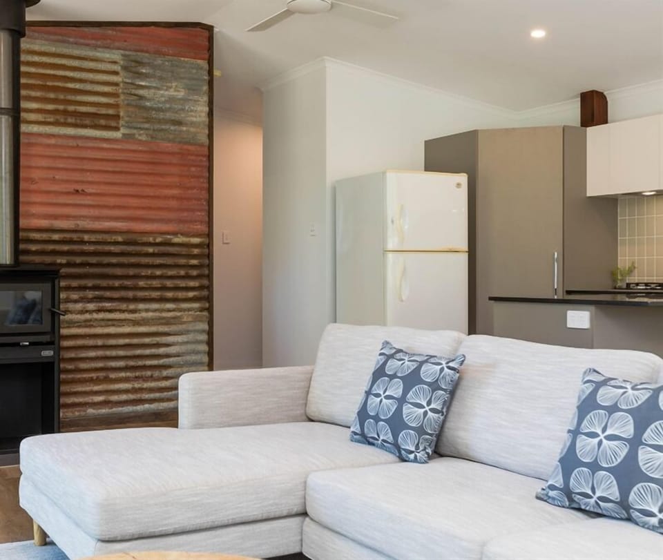 The Cabin - Living area