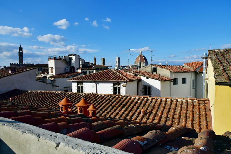 Sky, Cloud, Window, Wood, House, Building, Wall, Roof, Chimney, Residential Area