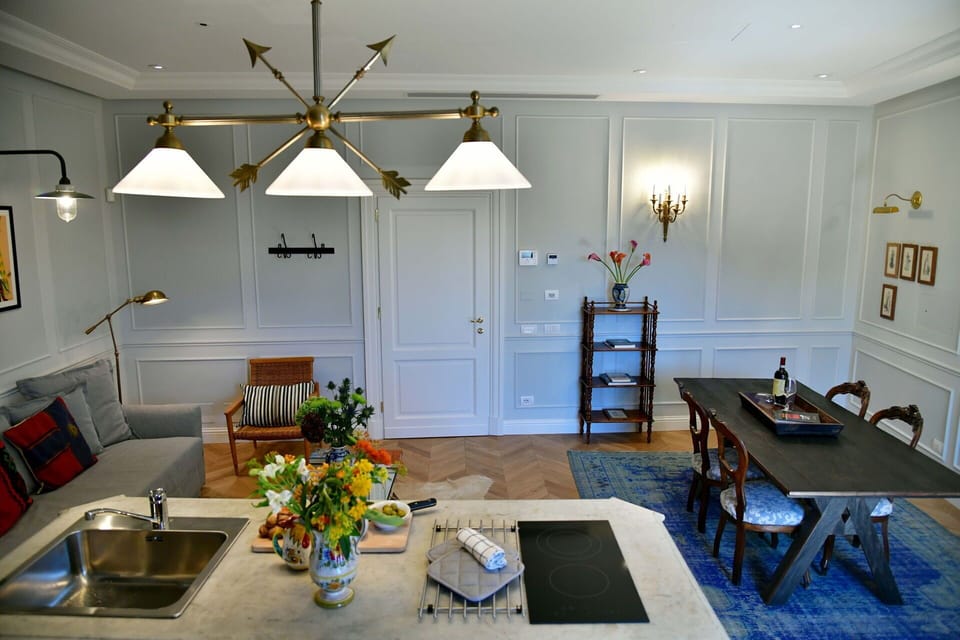 Table, Furniture, Property, Picture Frame, Plant, Couch, Cabinetry, Lighting, Wood, Interior Design