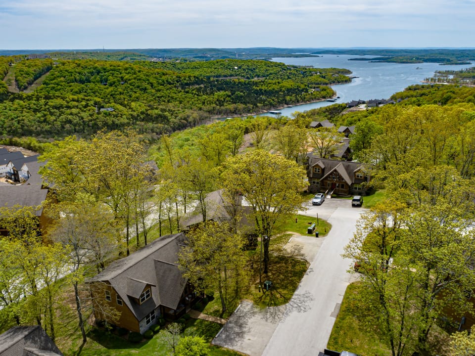 Only minutes from Table Rock Lake with a beautiful view from the neighborhood!