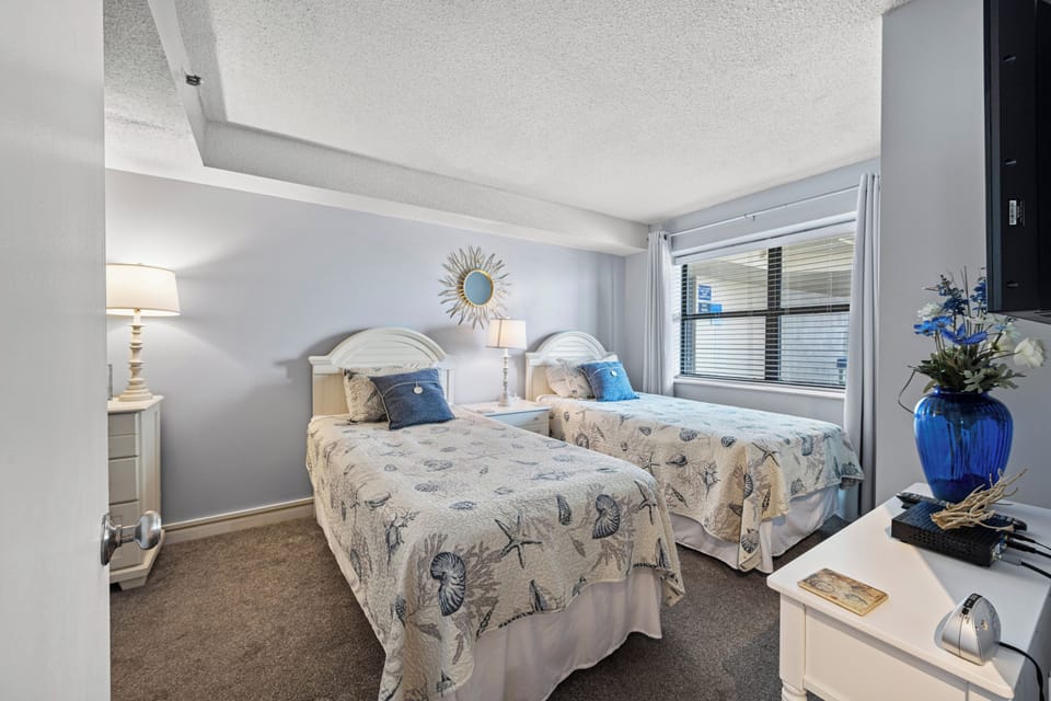 Plenty of space to invite the extended family.
