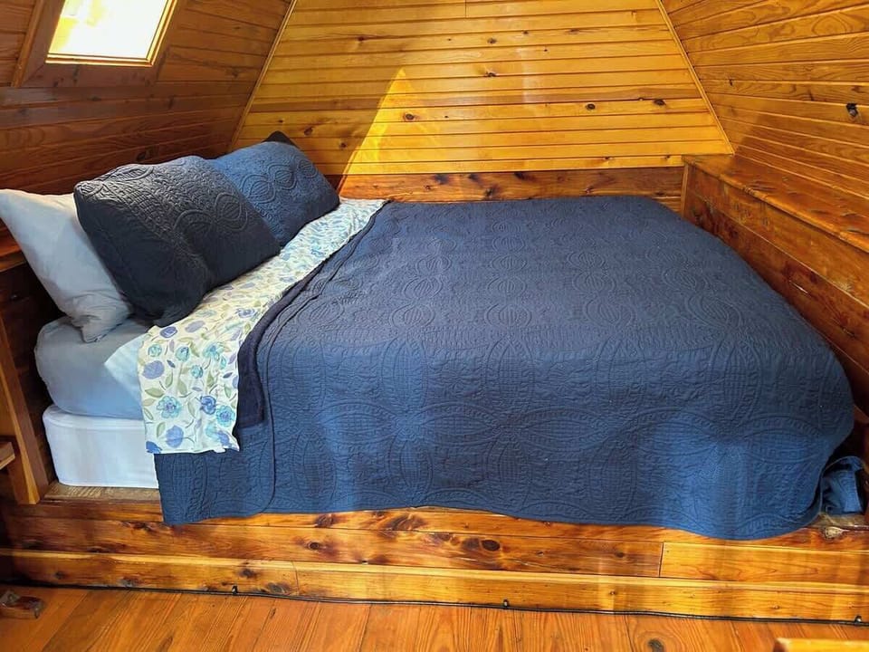 King Bed in Loft Area