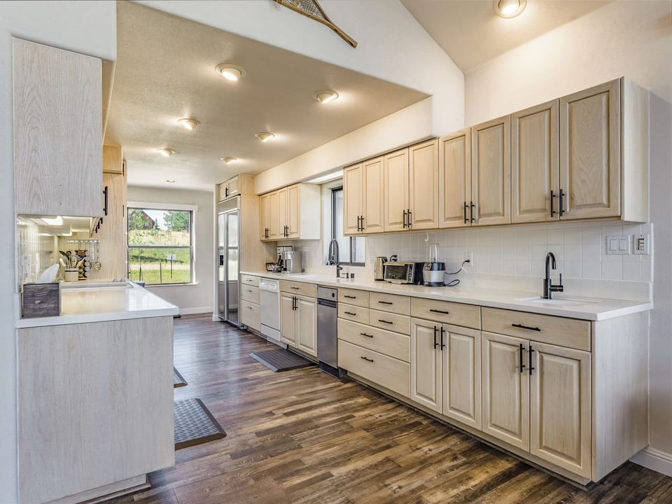 A huge galley kitchen with everything you need to even make Thanksgiving dinner!