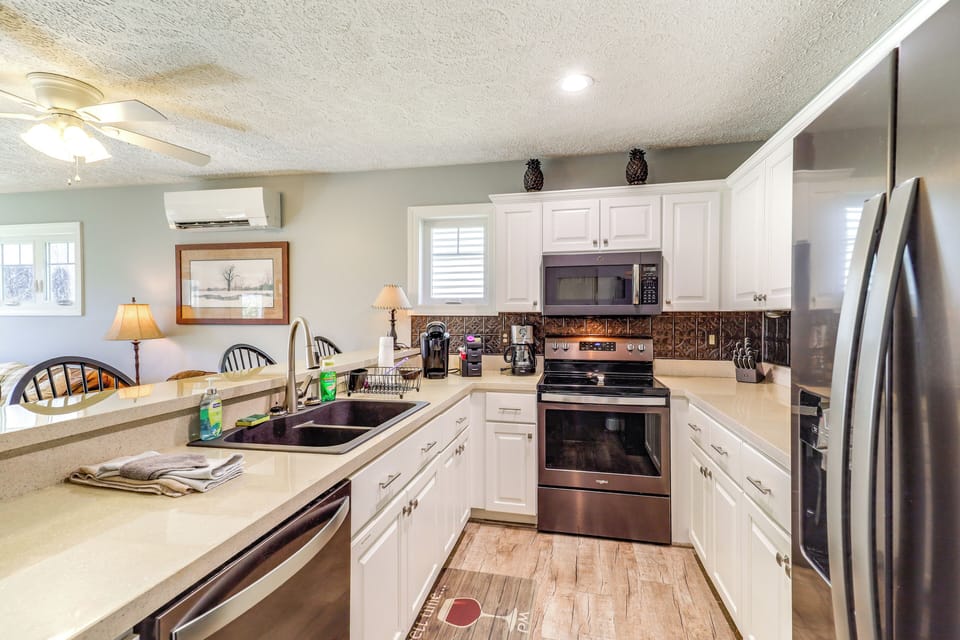 Kitchen | Fully Equipped | Stainless Steel Appliances