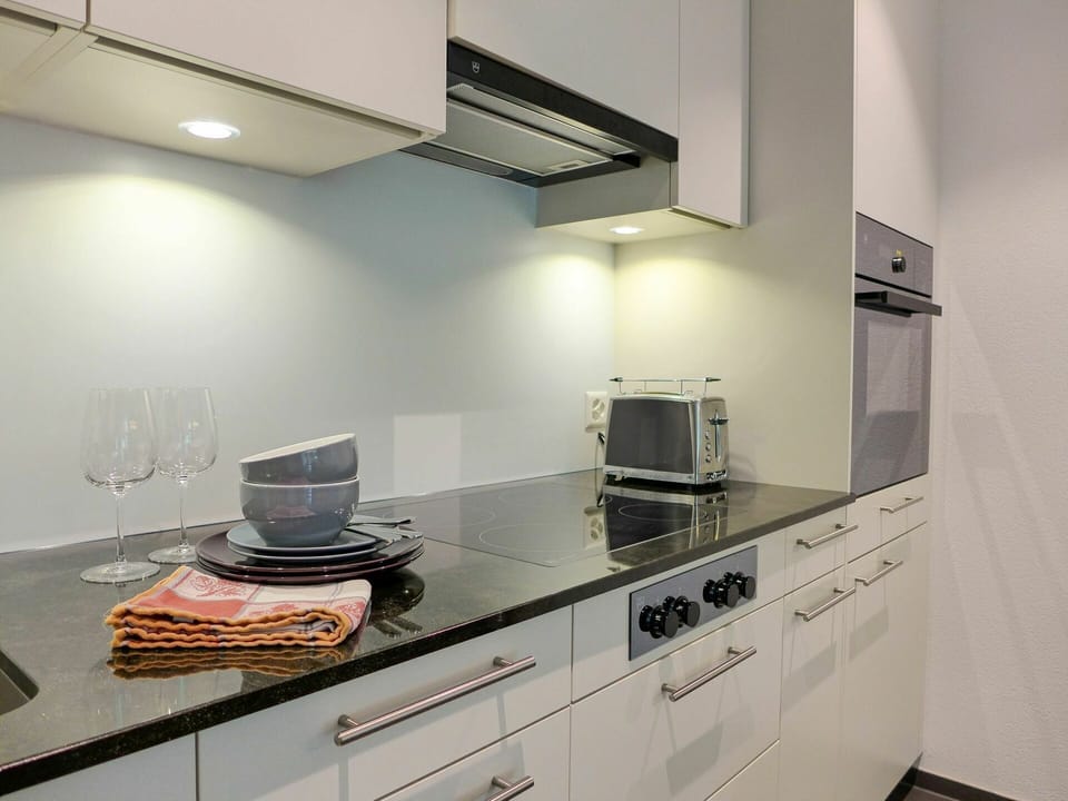Cabinetry, Countertop, Property, Building, Kitchen Appliance, Kitchen, Kitchen Stove, Tableware, Home Appliance, Interior Design