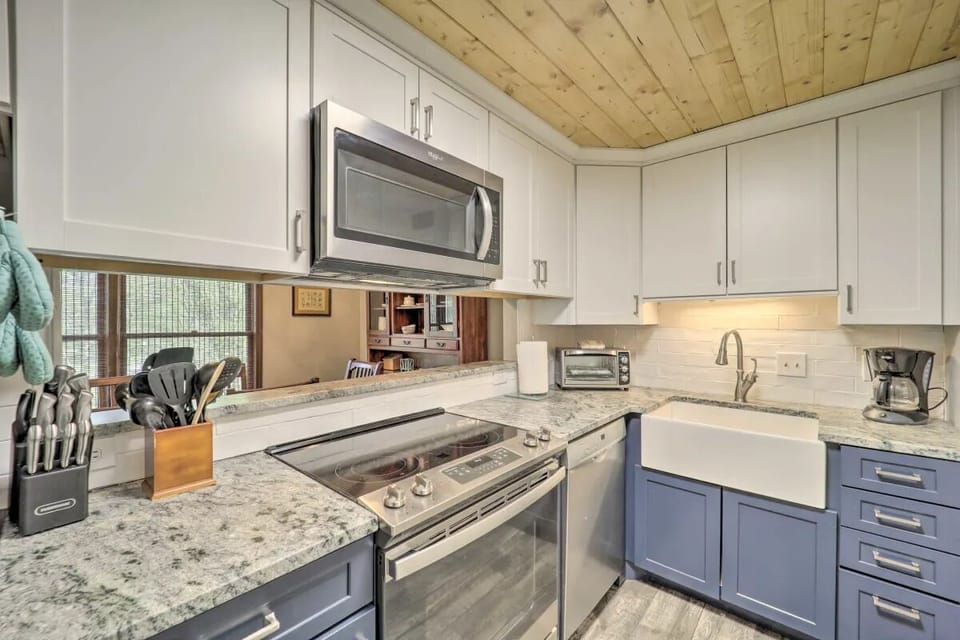Completely renovated kitchen with all new appliances and farmhouse sink. 
