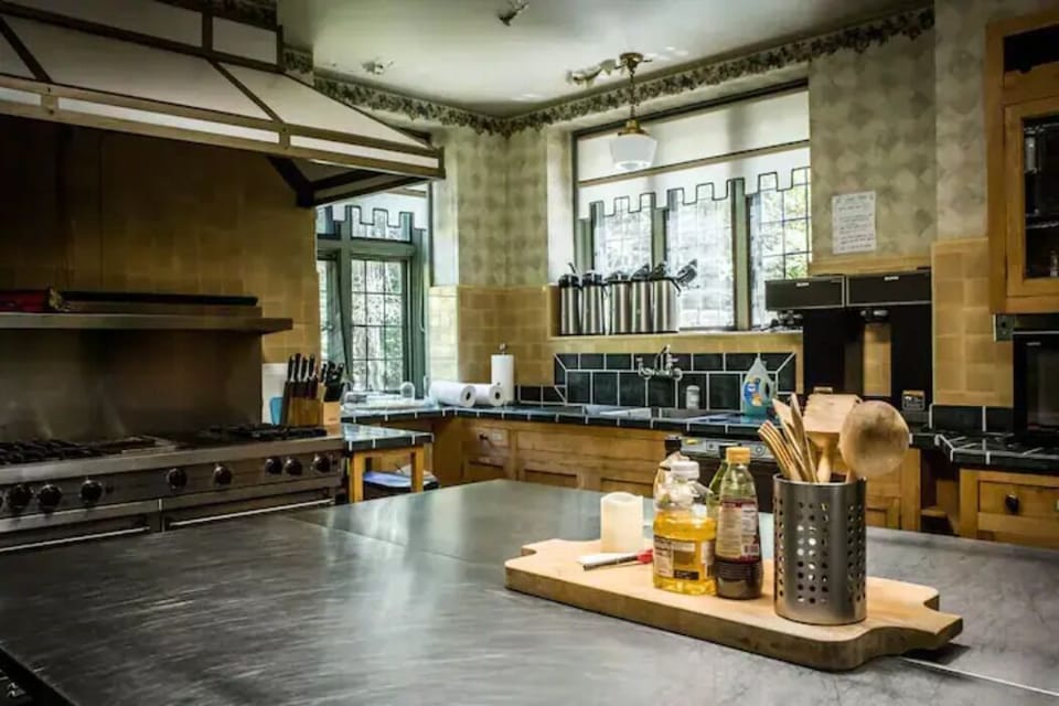 Main Kitchen Double Viking Stove
