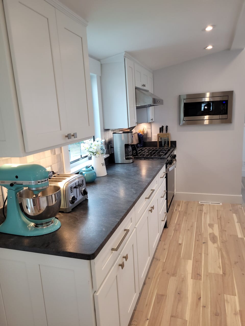 Kitchen Counter