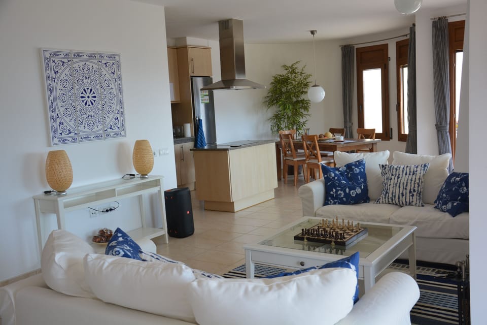 Main living room 