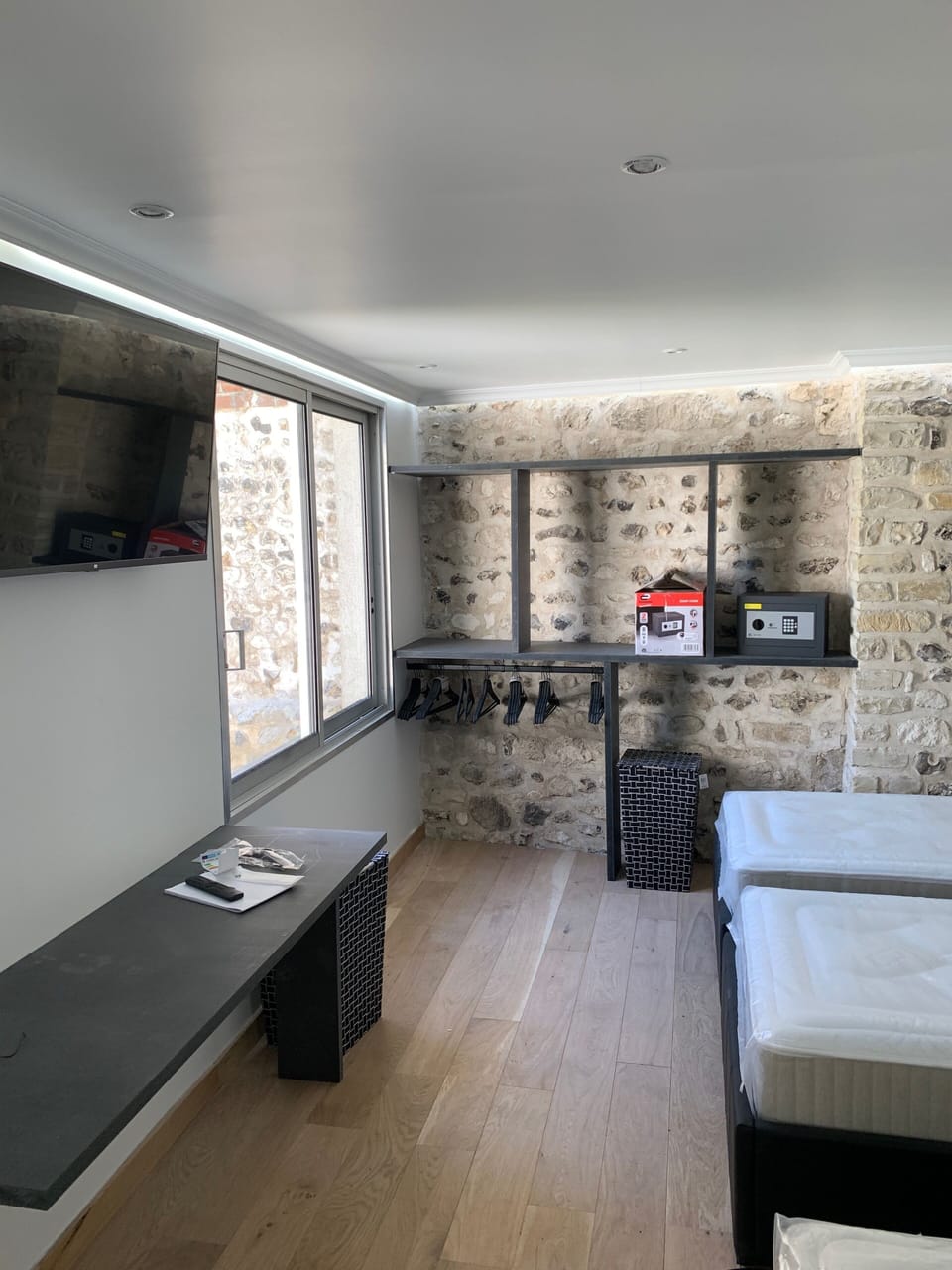 Espace bureau dans la chambre de la maison Tennis