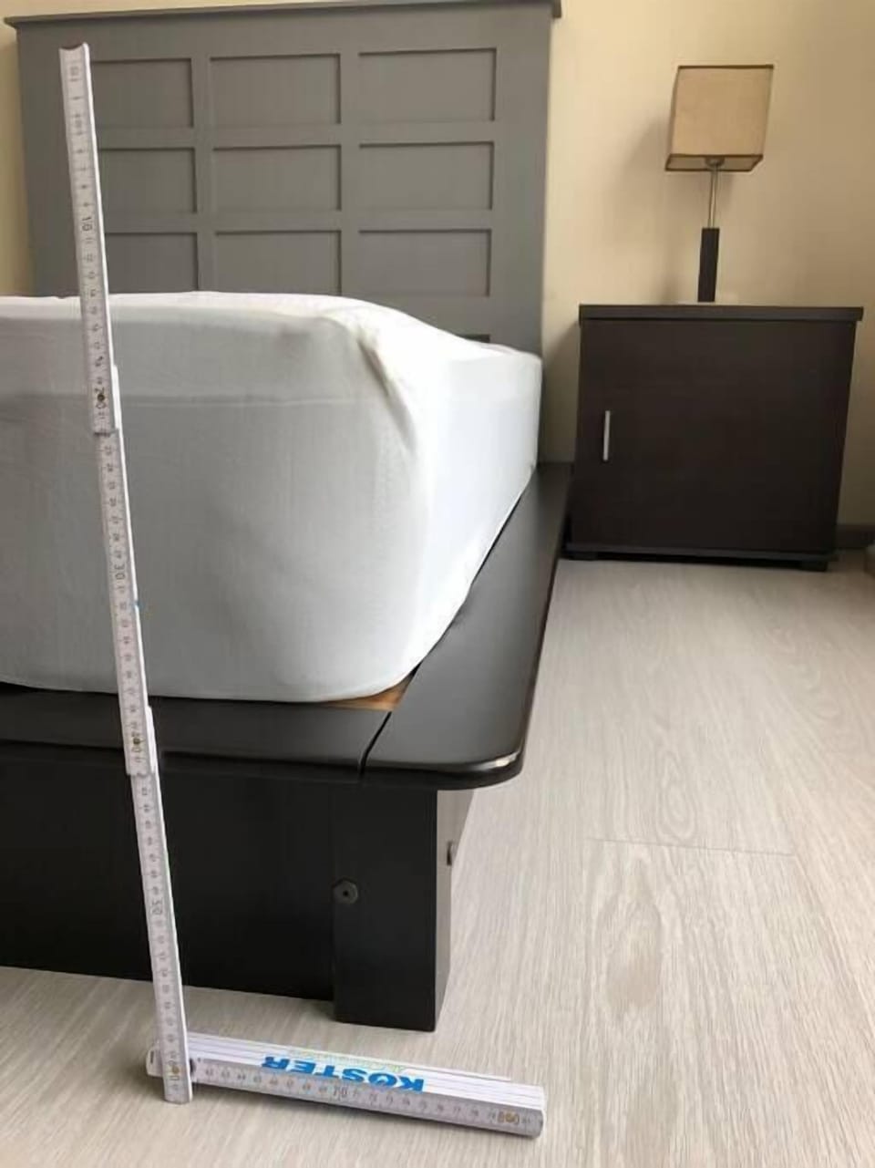 wheelchair accesible bed