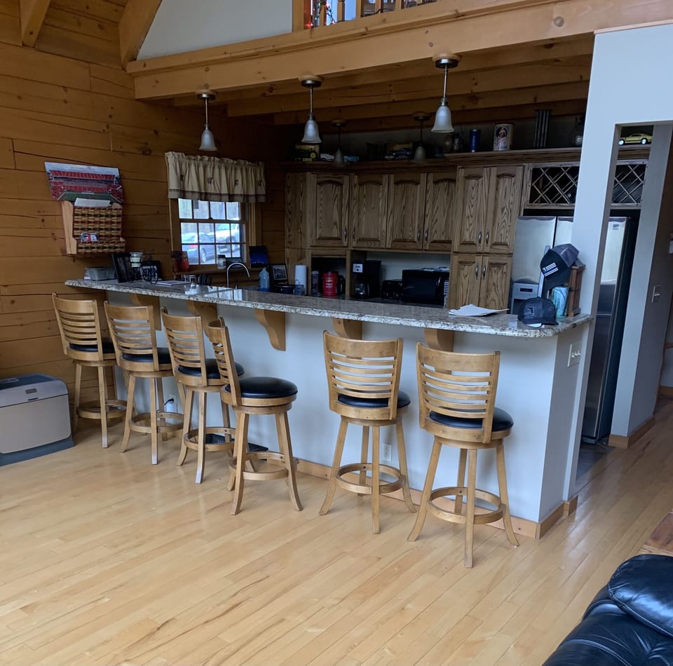 Eat in kitchen 