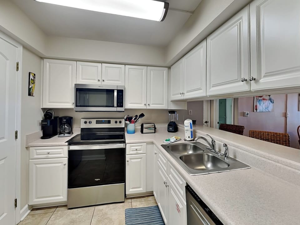 Kitchen - Fully Equipped + Stainless Steel Appliances