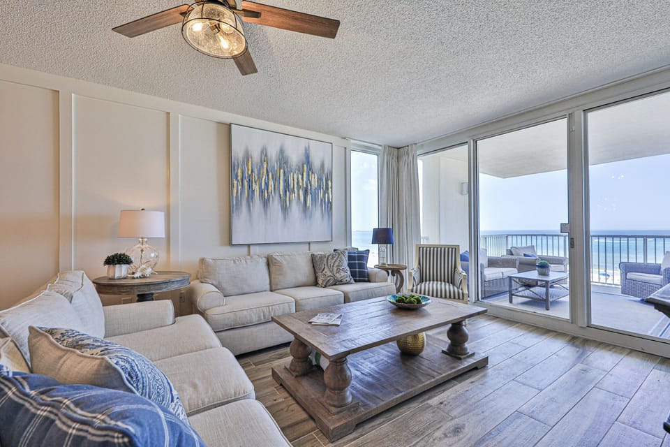 Gulf front living room!