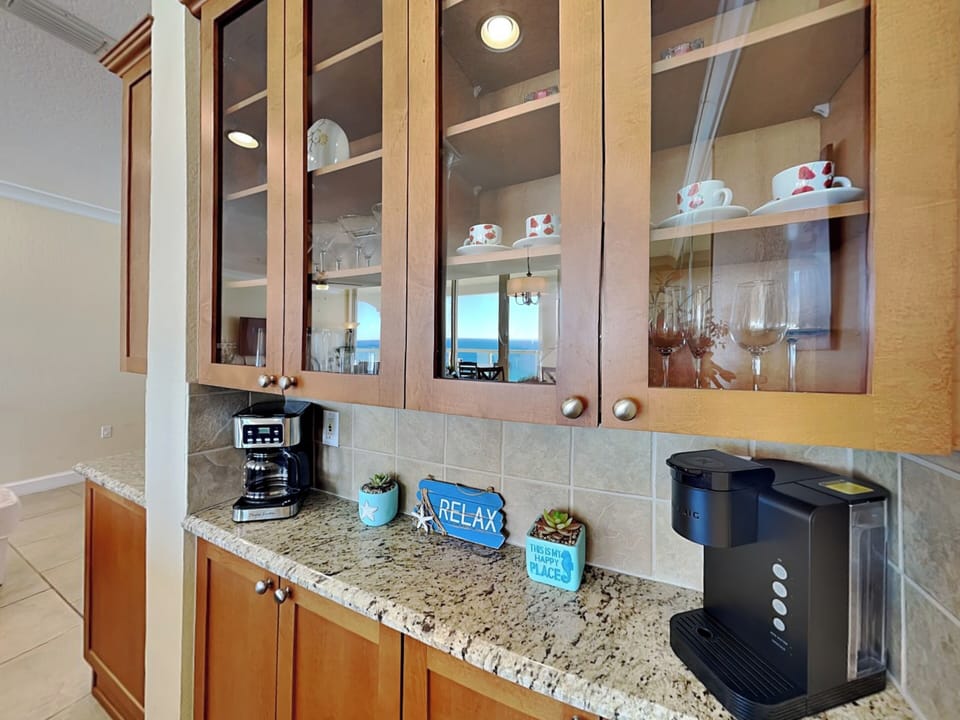 Fully Equipped Kitchen with Stainless Steel Appliances