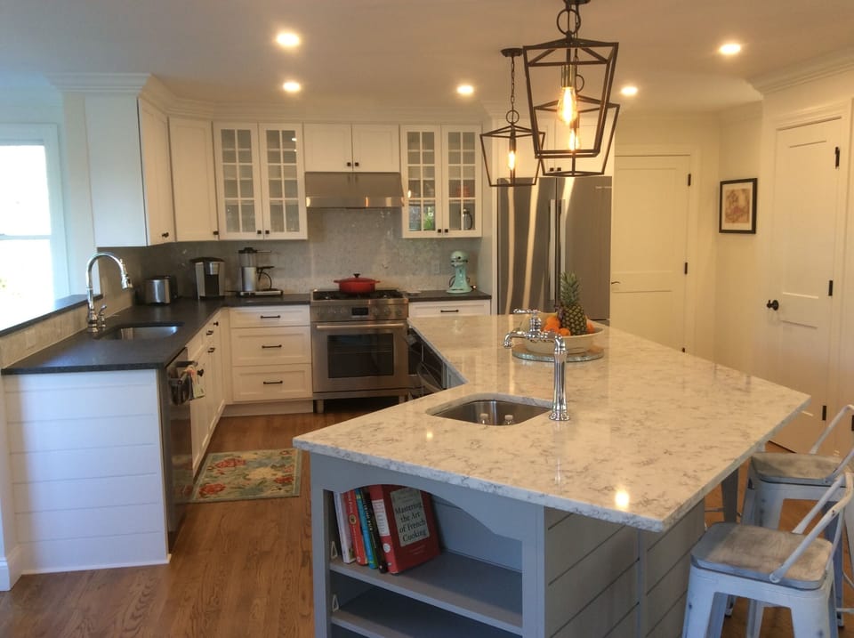 Double sinks for busy kitchens. 