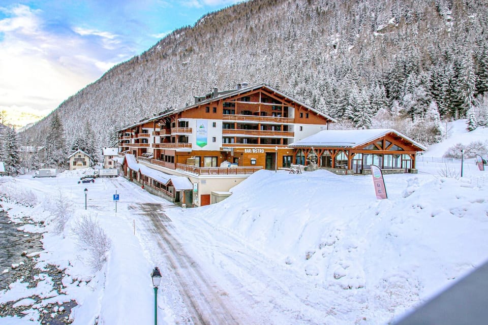 Holiday Home Exterior [winter]