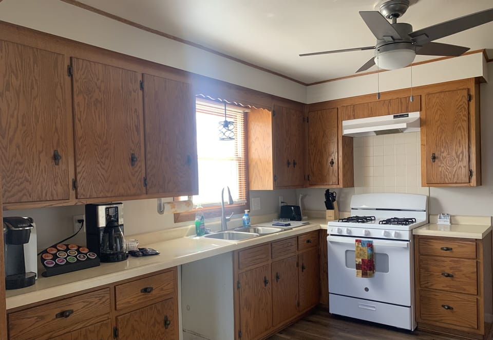 Kitchen fully equipped with everything you need to eat and cook with.