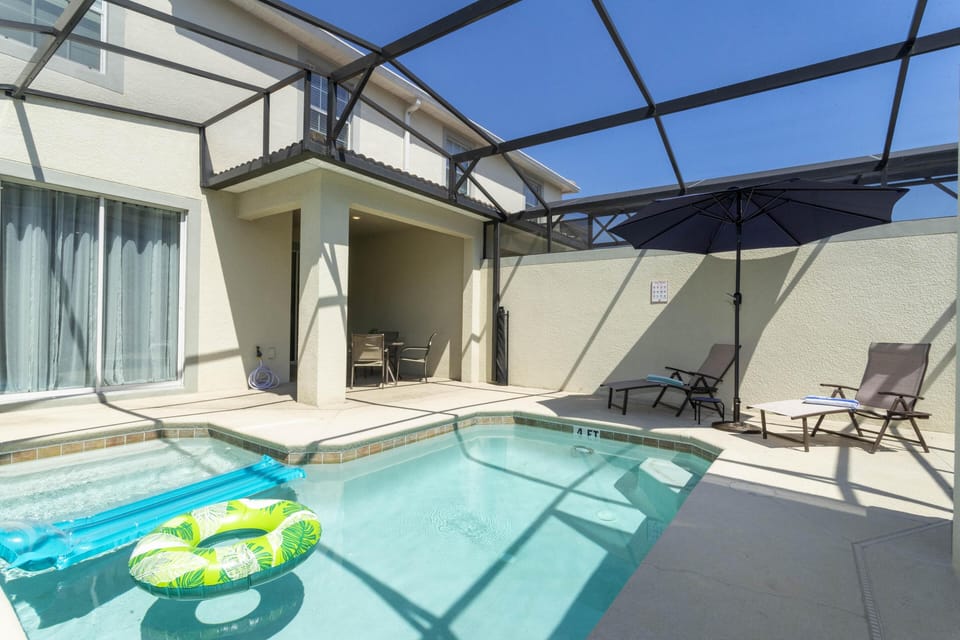 Your private swimming pool