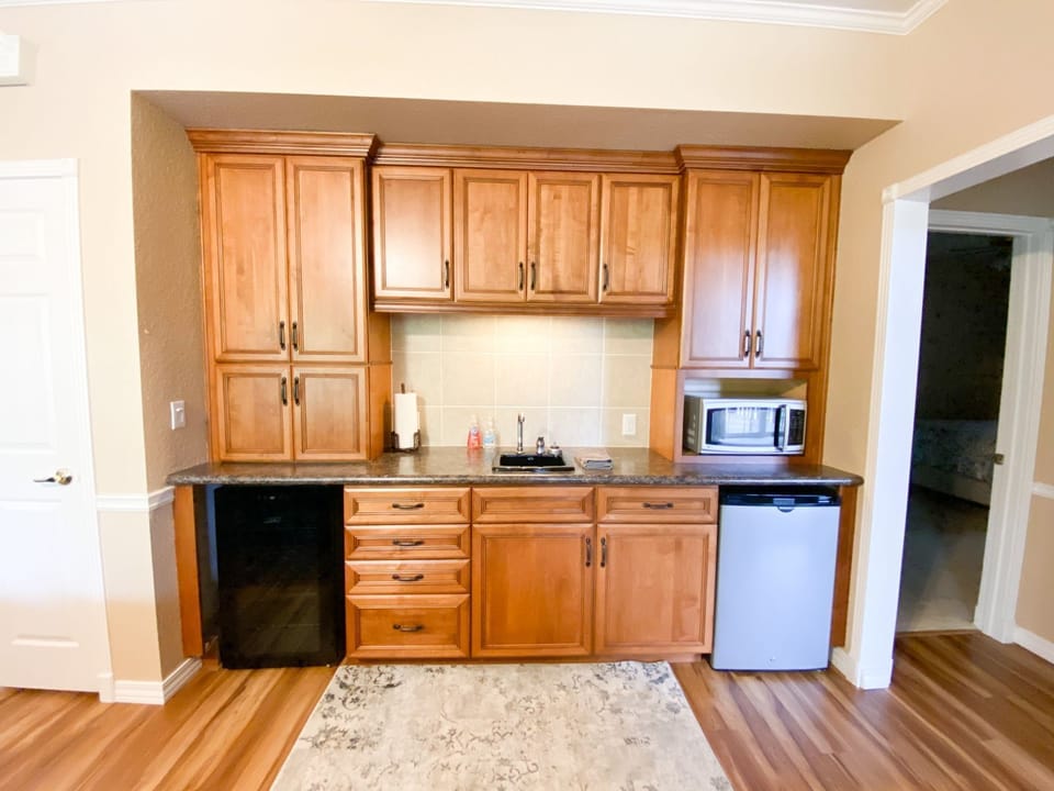 Down stairs kitchen area