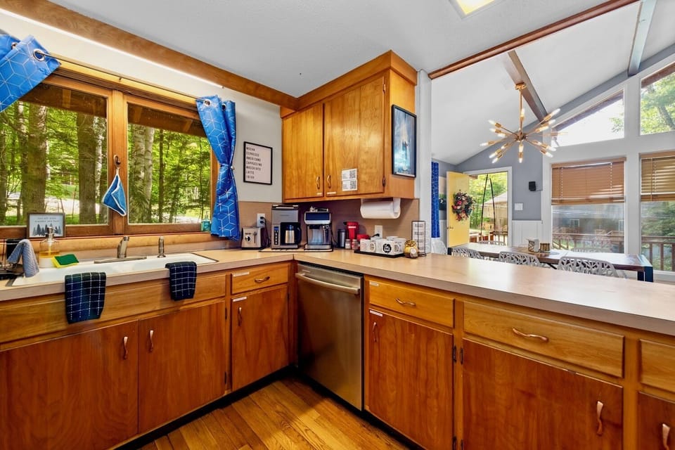 Kitchen with everything you need
