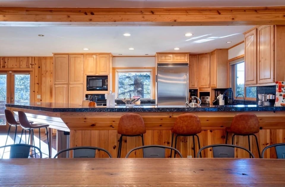 Spacious Kitchen