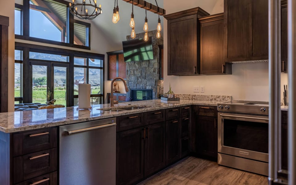 Fully equipped kitchen- living room chandelier